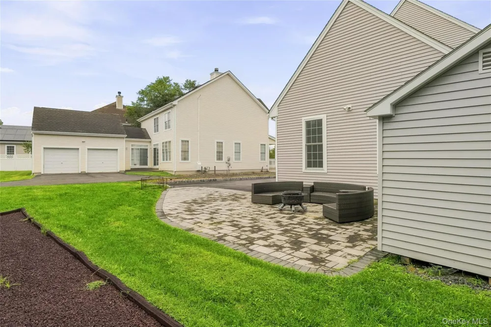 6 Paisley Court Highland Mills, NY 10930