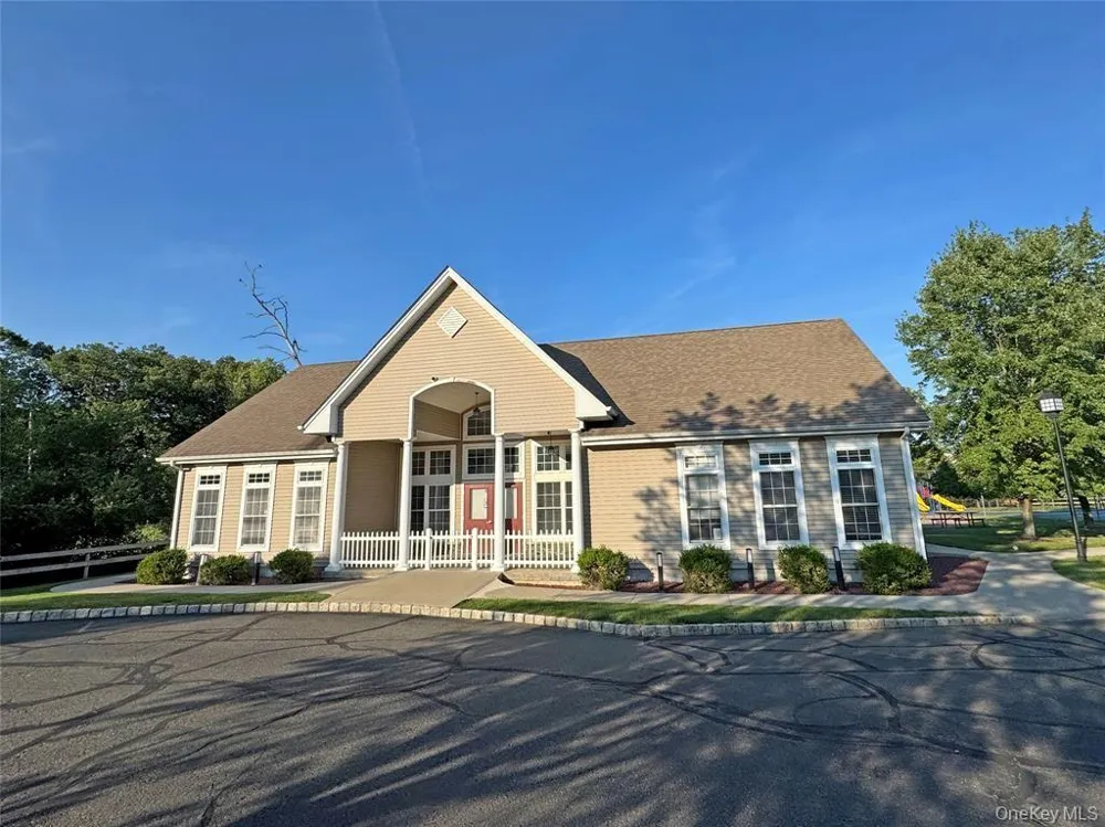 6 Paisley Court Highland Mills, NY 10930