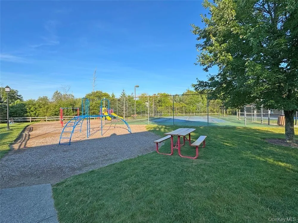 6 Paisley Court Highland Mills, NY 10930