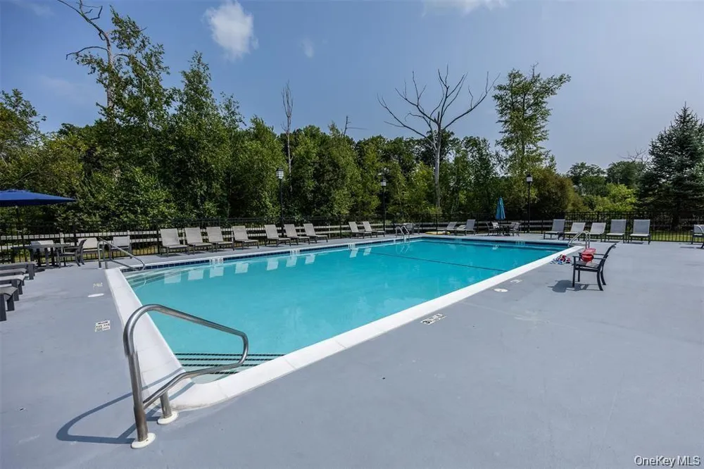 6 Paisley Court Highland Mills, NY 10930