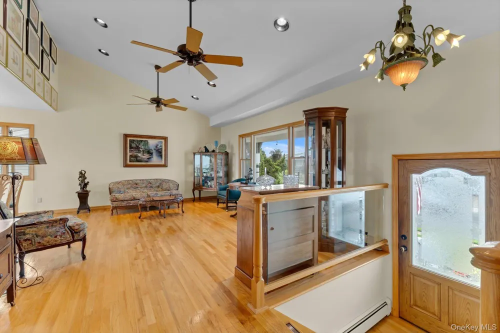 24 Donna Lane Lido Beach, NY 11561