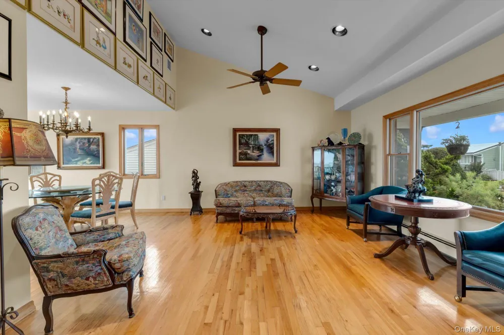 24 Donna Lane Lido Beach, NY 11561