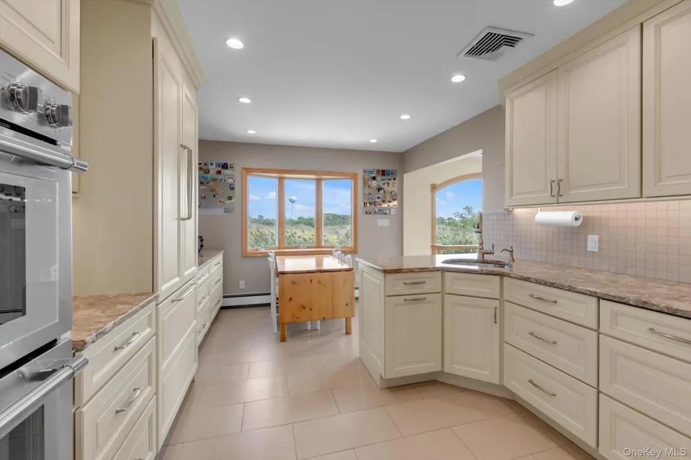 24 Donna Lane Lido Beach, NY 11561