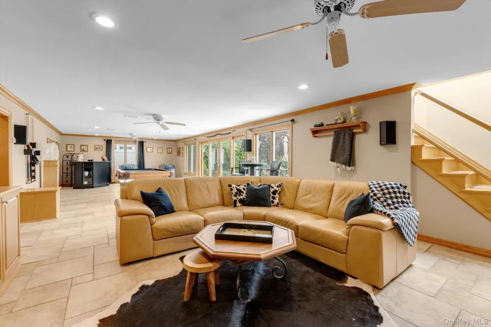 24 Donna Lane Lido Beach, NY 11561