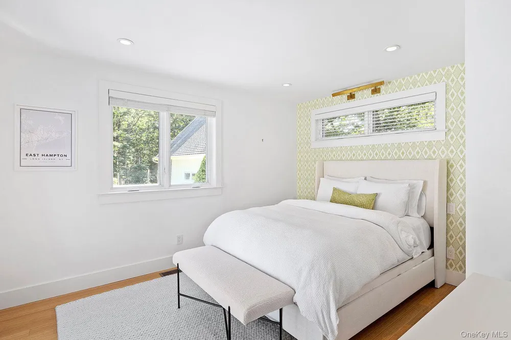 5 Rowman Court East Hampton, NY 11937