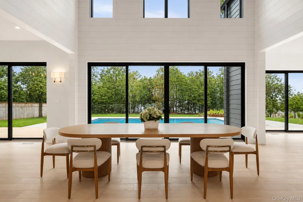 54 Rampasture Road East Hampton, NY 11946