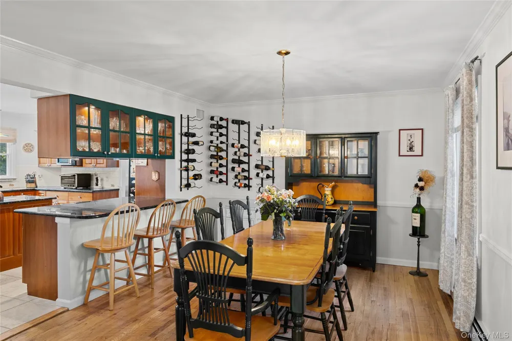 10 Redbridge Court East Setauket, NY 11733