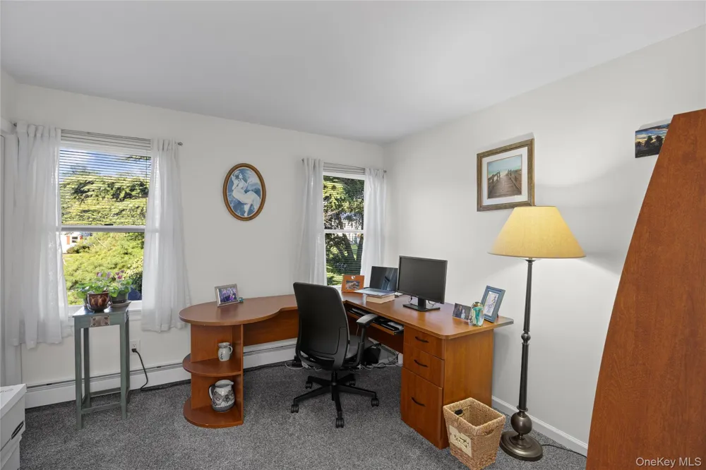 10 Redbridge Court East Setauket, NY 11733
