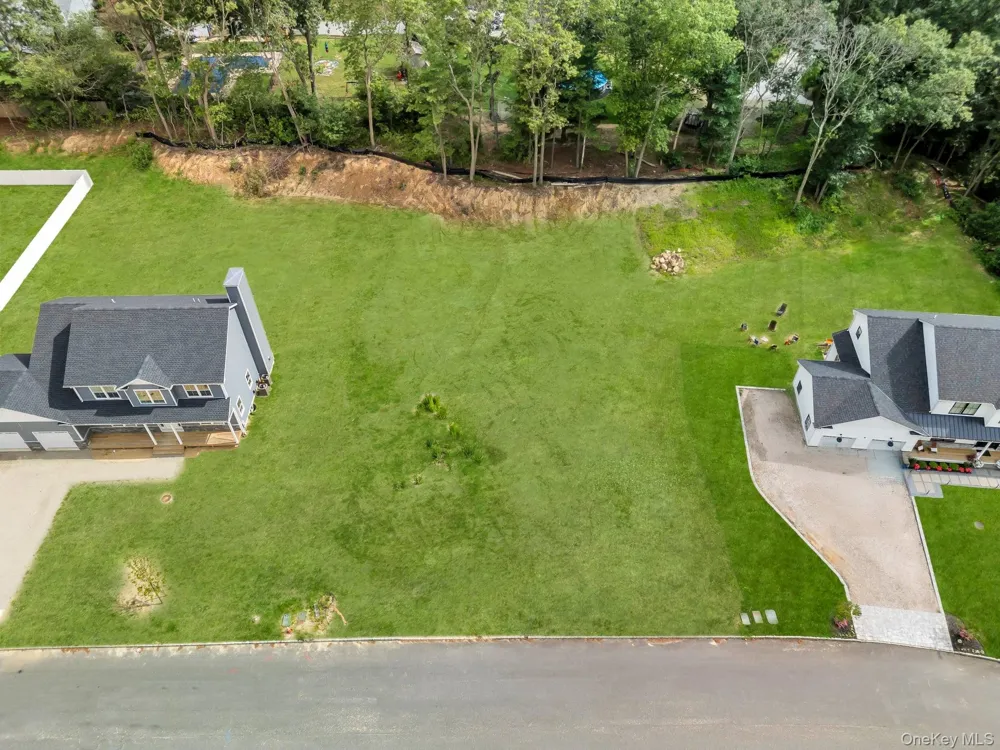 Lot #36 Fox Run Court Ridge, NY 11961