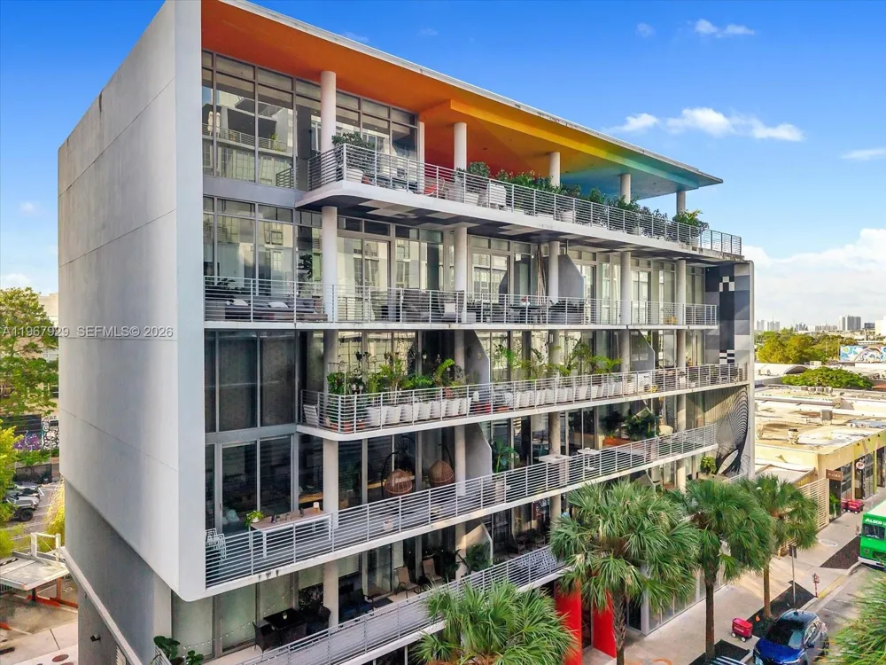 250 NW 24th St #4A Miami, FL 33127