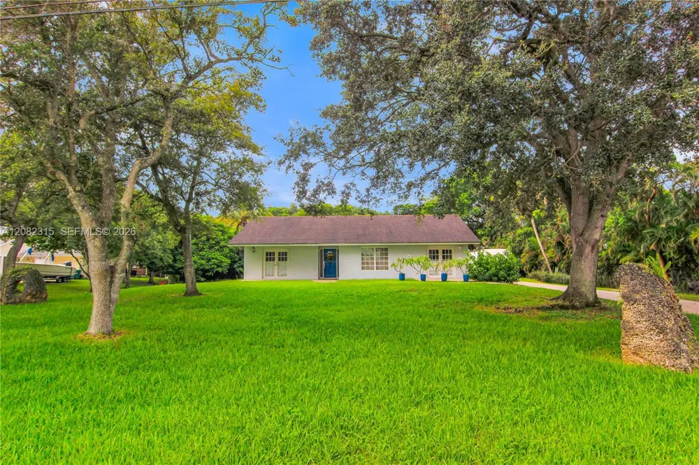 17110 SW 64th Ct Southwest Ranches, FL 33331