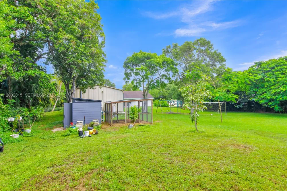 17110 SW 64th Ct Southwest Ranches, FL 33331