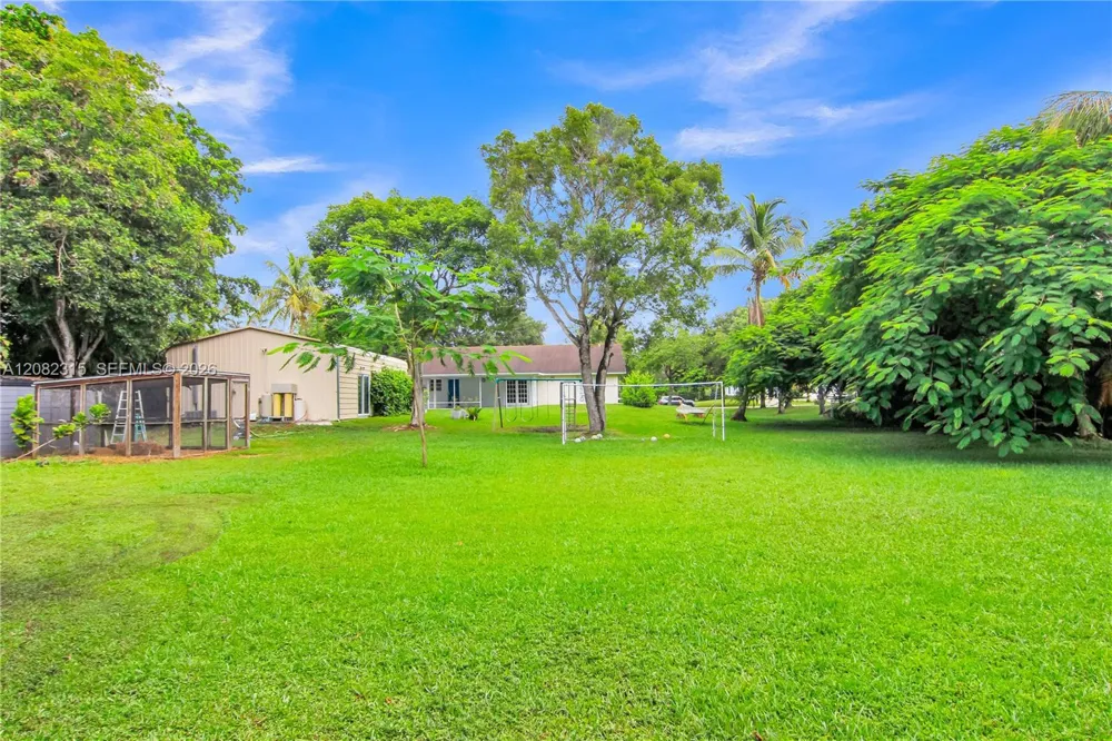 17110 SW 64th Ct Southwest Ranches, FL 33331