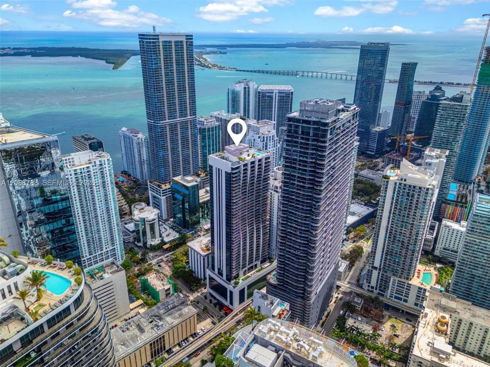 1010 Brickell Ave #4009 Miami, FL 33131