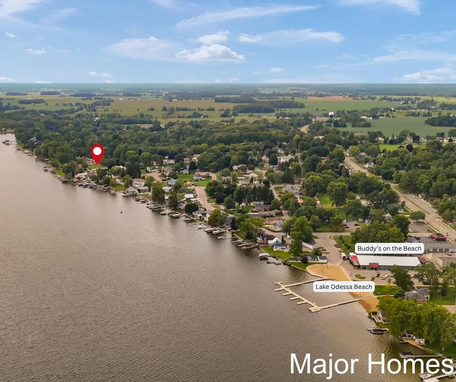 734 Lakeview Drive Lake Odessa Village, MI 48849