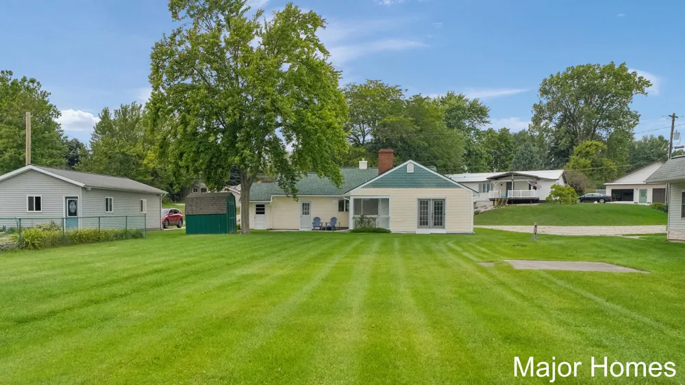 734 Lakeview Drive Lake Odessa Village, MI 48849