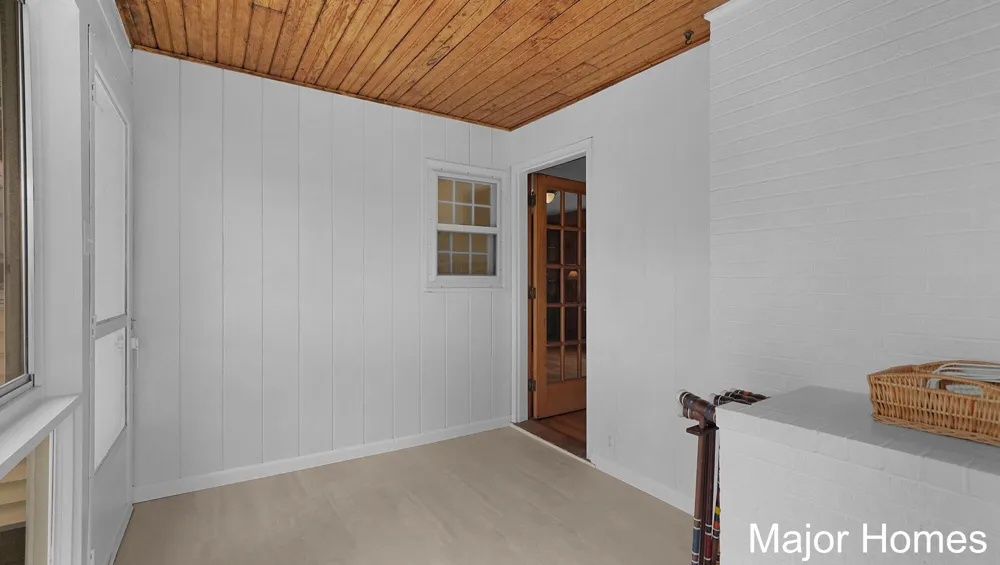 734 Lakeview Drive Lake Odessa Village, MI 48849