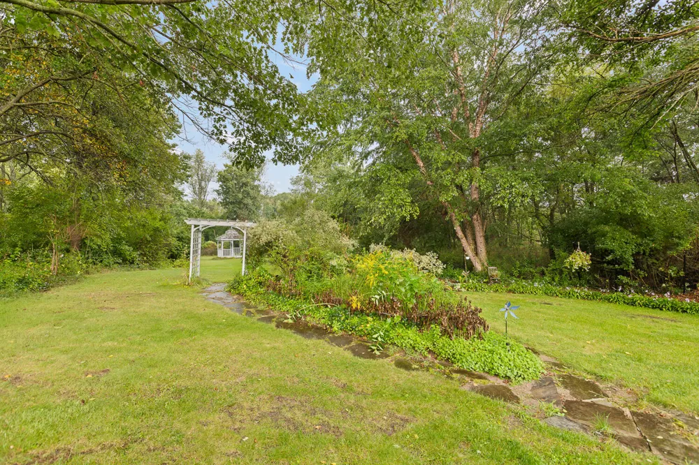 3420 Hillsdale Road Fayette Township, MI 49242