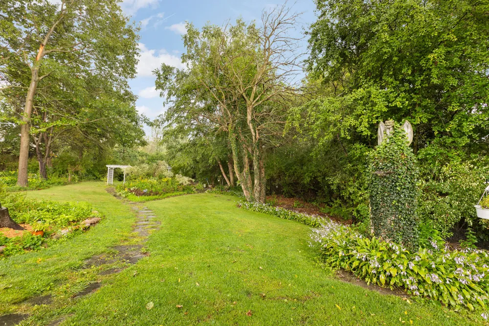 3420 Hillsdale Road Fayette Township, MI 49242