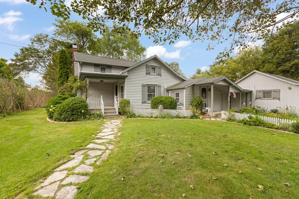 3420 Hillsdale Road Fayette Township, MI 49242