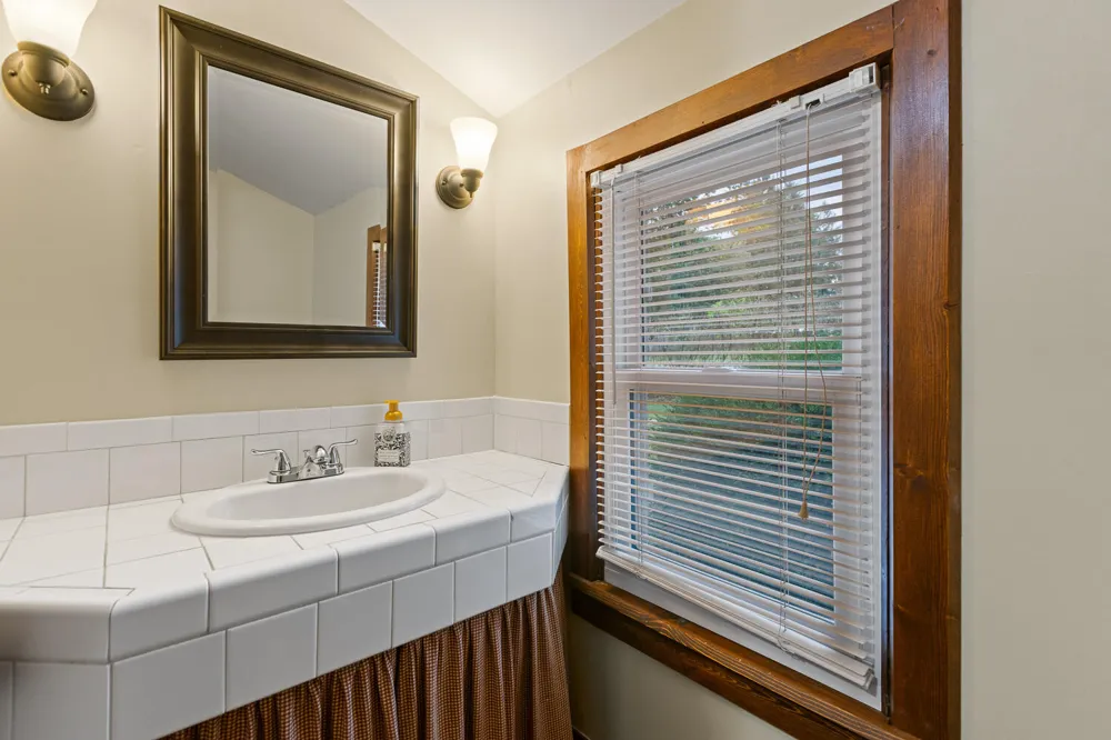 3420 Hillsdale Road Fayette Township, MI 49242