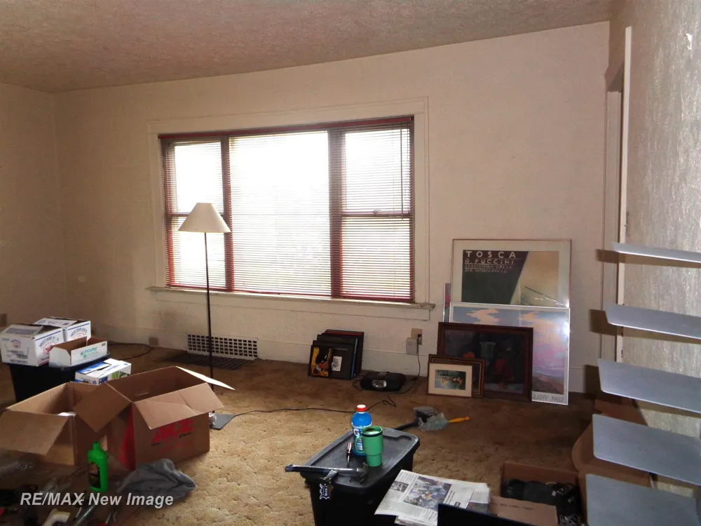 1516 Bay Street Saginaw City, MI 48602