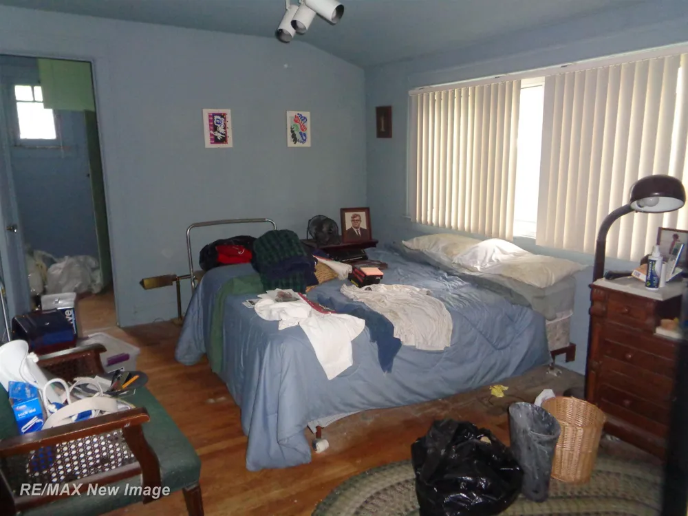 1516 Bay Street Saginaw City, MI 48602