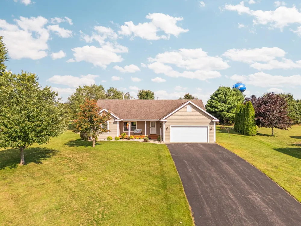 391 Farmstead Lane Blair Township, MI 49685