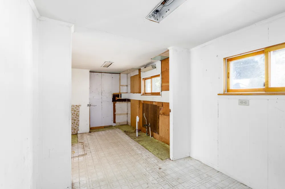 554 Cherry Grove Lane Frankfort City, MI 49635