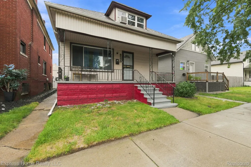 12062 Saint Aubin Street Hamtramck City, MI 48212