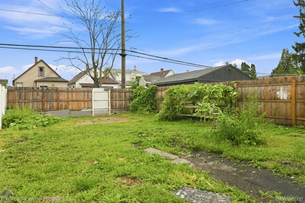 12062 Saint Aubin Street Hamtramck City, MI 48212