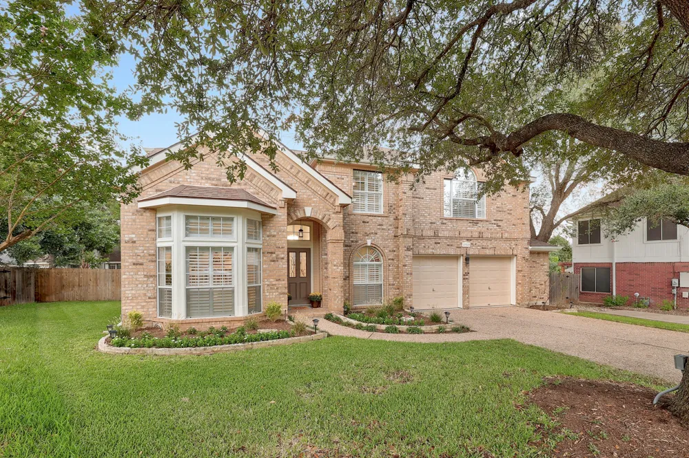 10810 Pinkney Lane Austin, TX 78739