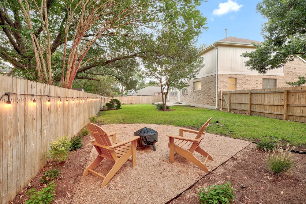 10810 Pinkney Lane Austin, TX 78739