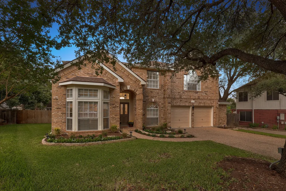 10810 Pinkney Lane Austin, TX 78739