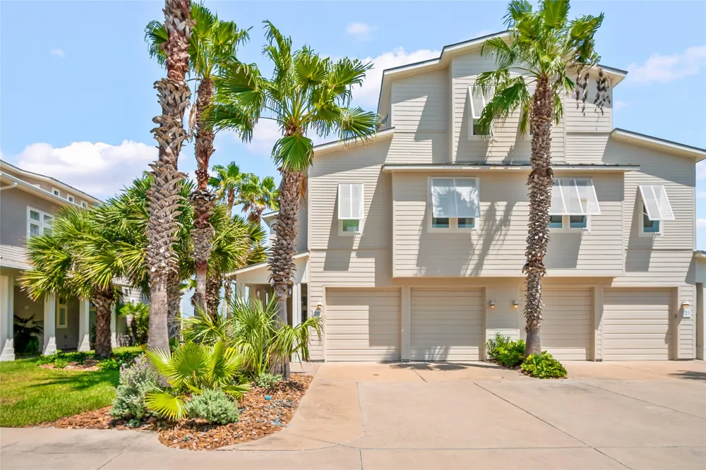 3700 Island Moorings Parkway #20 Port Aransas, TX 78373