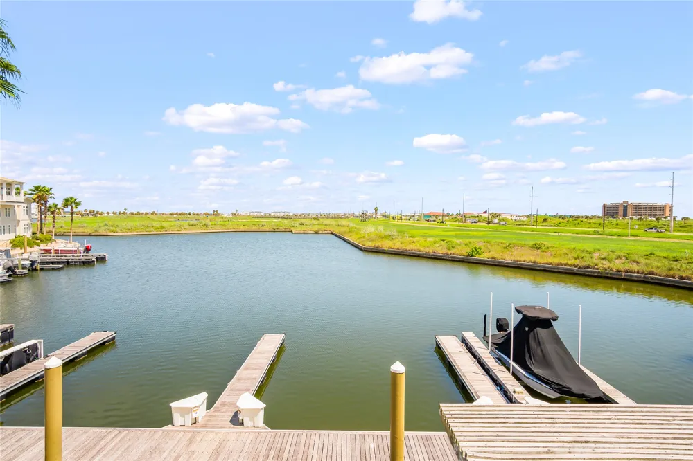 3700 Island Moorings Parkway #20 Port Aransas, TX 78373