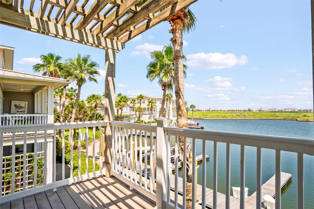 3700 Island Moorings Parkway #20 Port Aransas, TX 78373