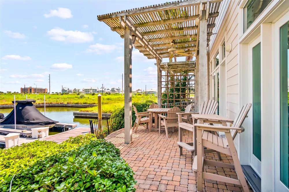 3700 Island Moorings Parkway #20 Port Aransas, TX 78373