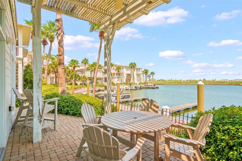 3700 Island Moorings Parkway #20 Port Aransas, TX 78373