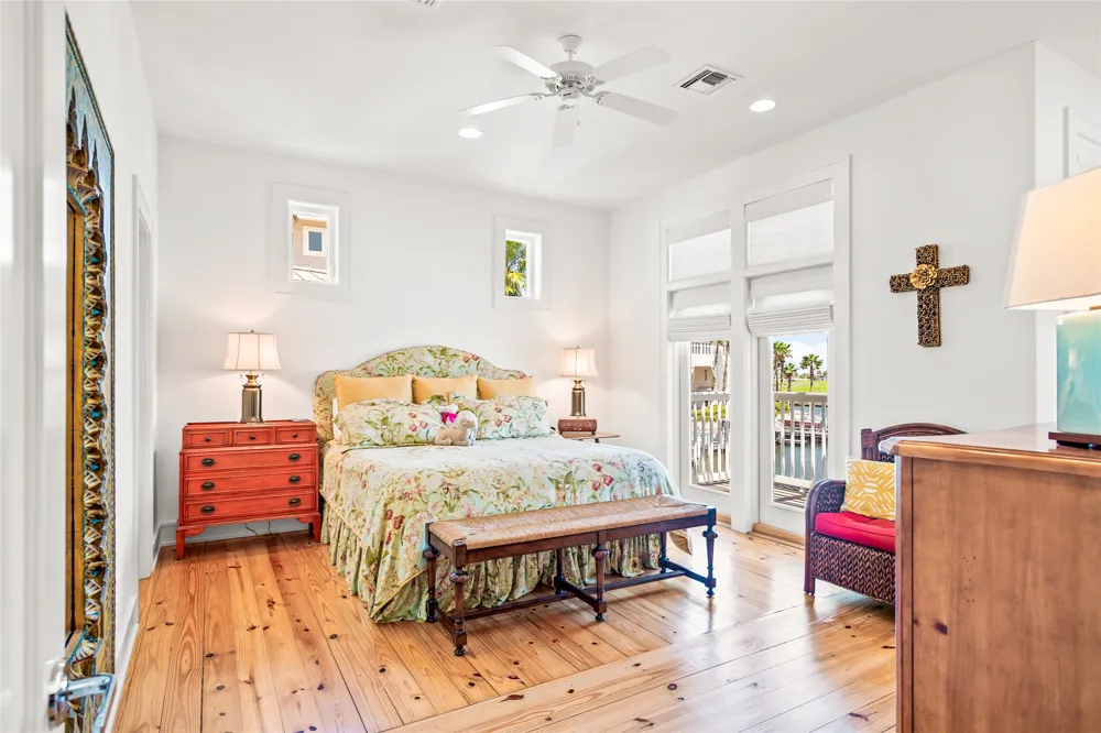 3700 Island Moorings Parkway #20 Port Aransas, TX 78373
