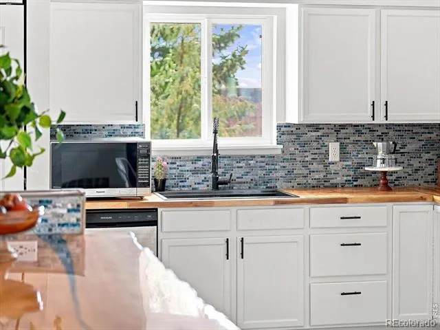 5233 Rim Rock Lane Fort Collins, CO 80526