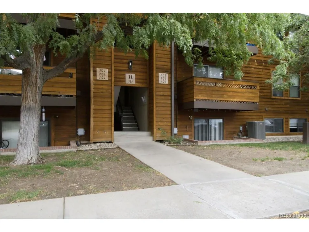 335 Wright Street Lakewood, CO 80228