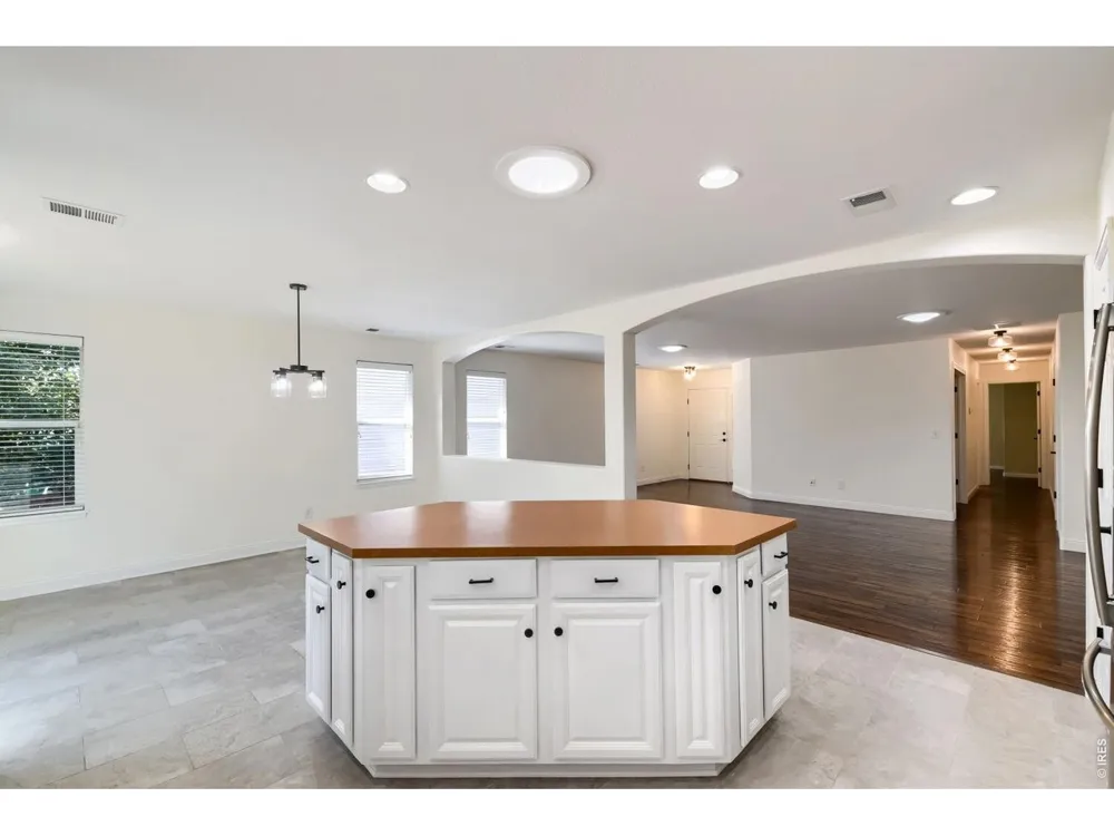 10488 Mobile Way Commerce City, CO 80022