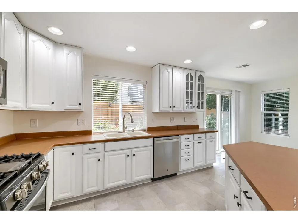 10488 Mobile Way Commerce City, CO 80022