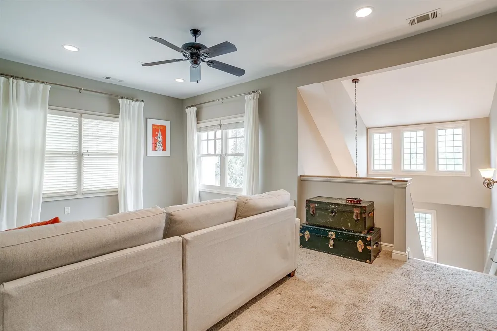 3727 W 4th Street Fort Worth, TX 76107
