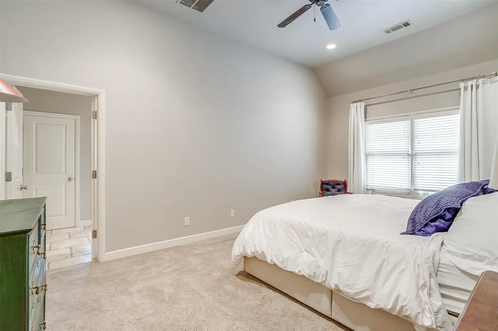 3727 W 4th Street Fort Worth, TX 76107