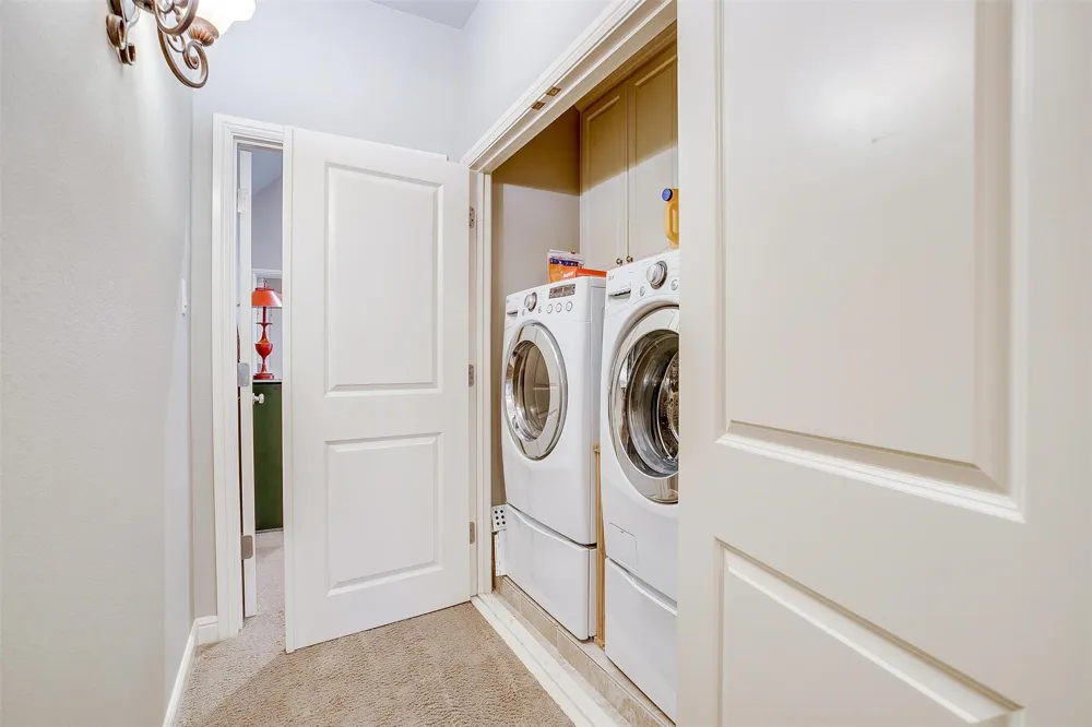 3727 W 4th Street Fort Worth, TX 76107
