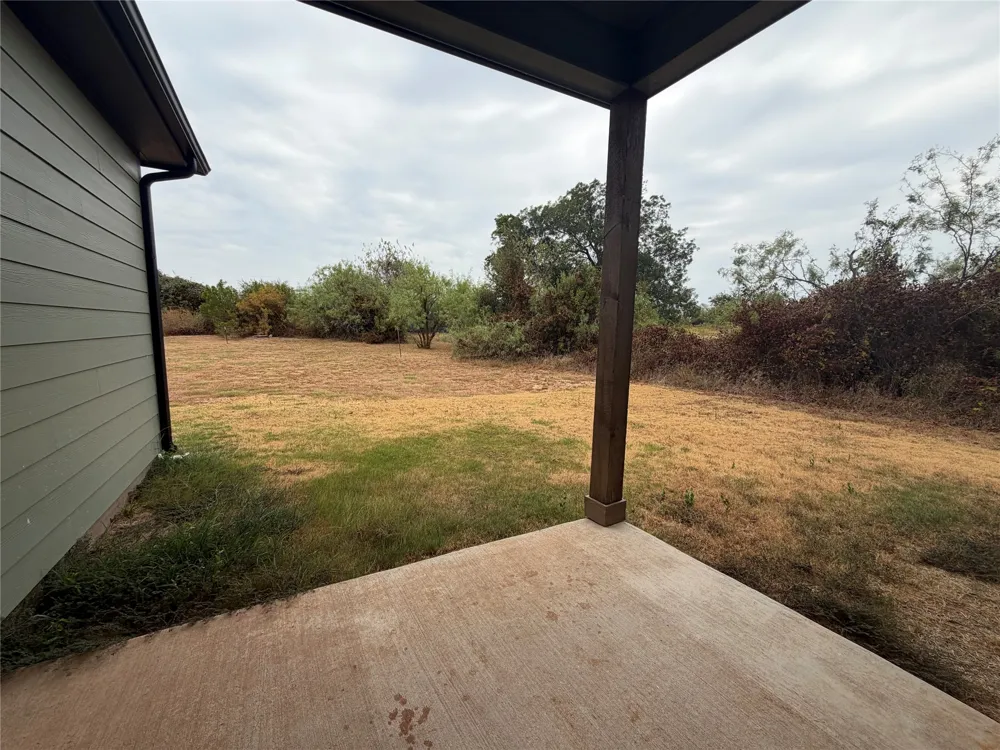 6111 Collins Court Granbury, TX 76048