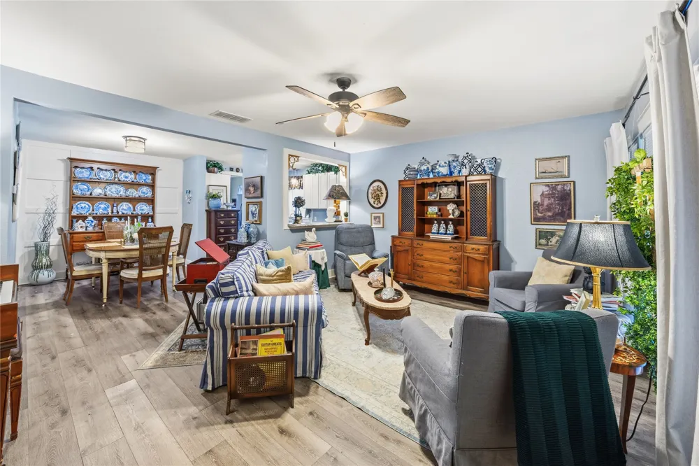 121 W Damon Street Terrell, TX 75160