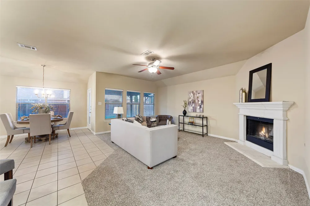 1117 Villa Paloma Boulevard Little Elm, TX 75068